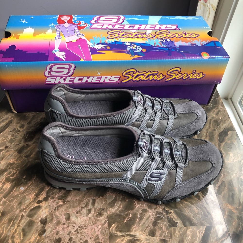 Women’s Skechers Status series shoes